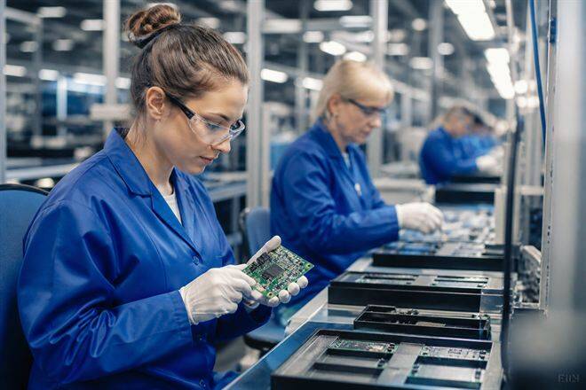 Что известно об условиях труда у поставщиков Apple после доклада 2013 года