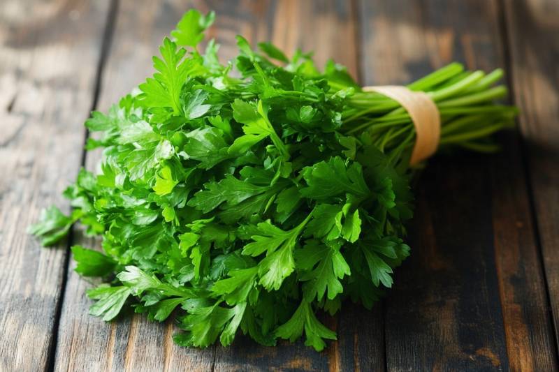 Петрушка может нанести реальный вред